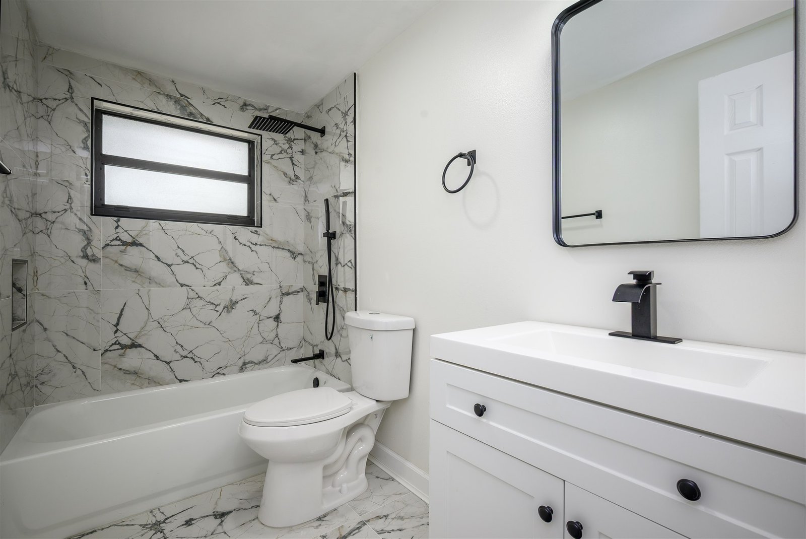 1200 Grantwood Ave, Clearwater