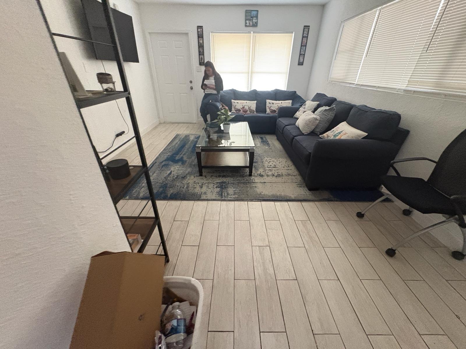 3d912651-e7b4-440b-a455-9d9898d1961d