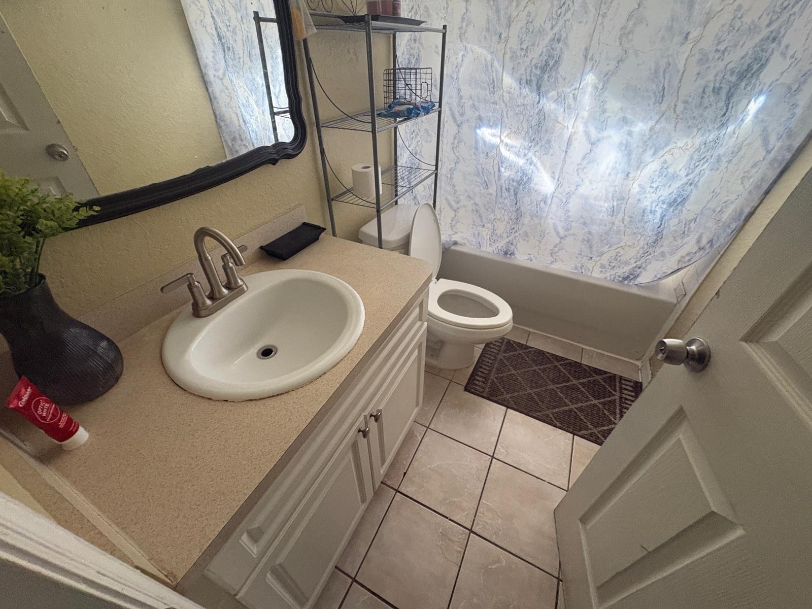 52cdb999-99d1-478f-b6ff-49ca38fb3856