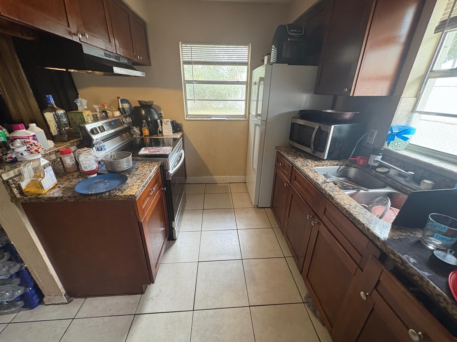 cf18d9c6-50e5-4077-bbda-a2e981a45168