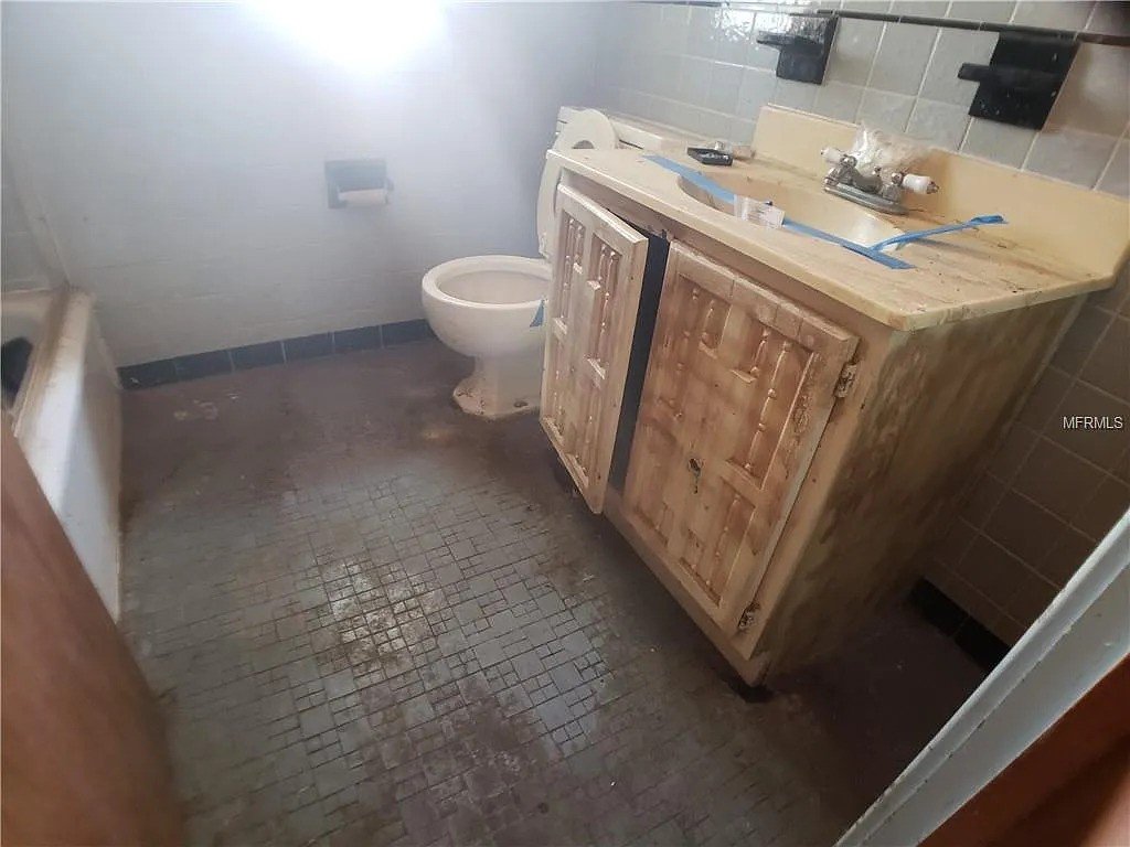 5159b3476bf421f2c47c553e28c1e131-uncropped_scaled_within_1536_1152-ezgif.com-webp-to-jpg-converter