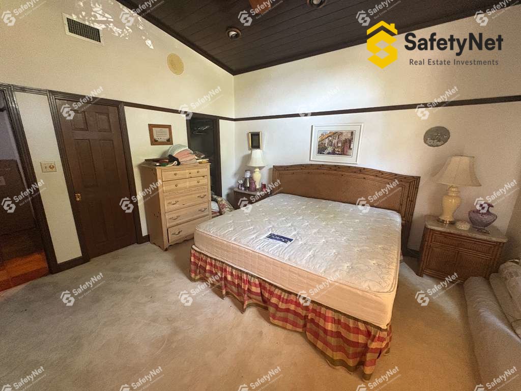 6ea41bad-b26d-4b56-997c-ef2903d65953