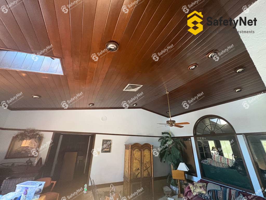 8fa703df-310c-4278-9f57-98c6405e25c4