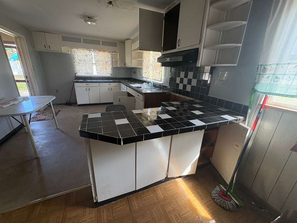 b1ebb0bb-8341-457c-bd1d-68ec77c93aa8