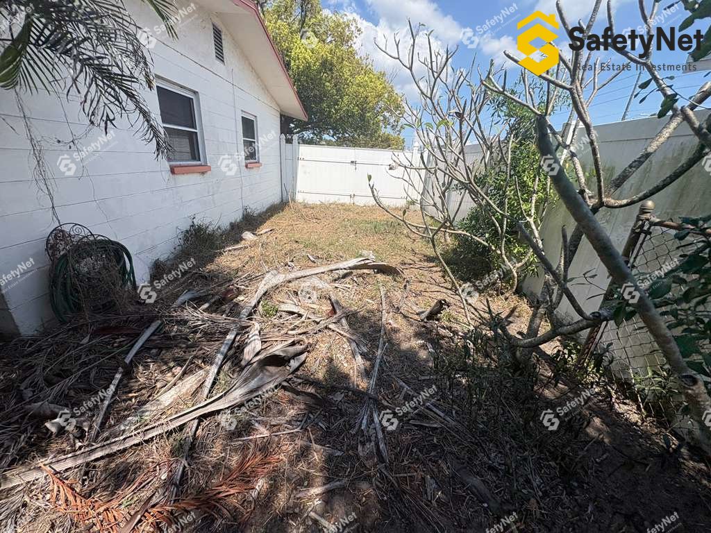 61e7592c-1938-47e9-876f-e3fc543b947e (1)