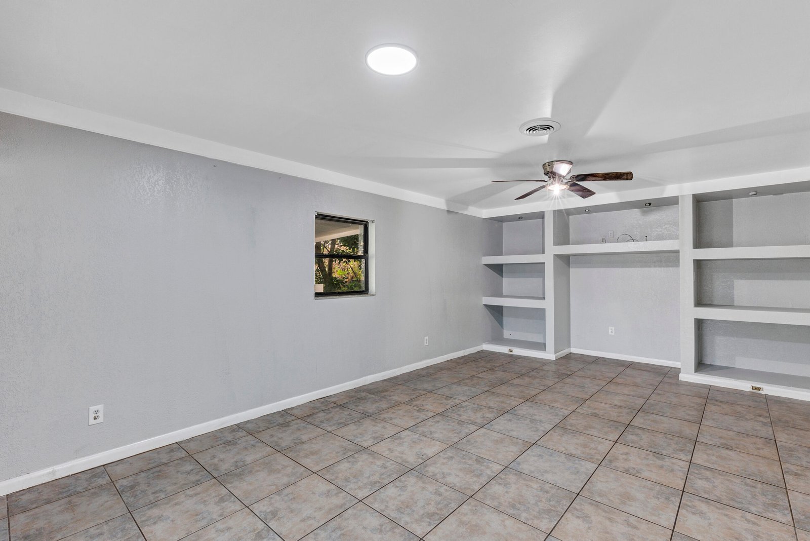 7900 Toledo St, Orlando, FL 015