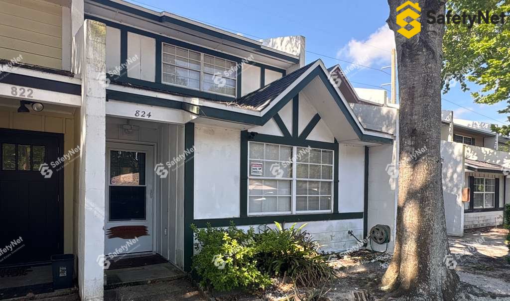 W 25th St, Sanford, FL 32771