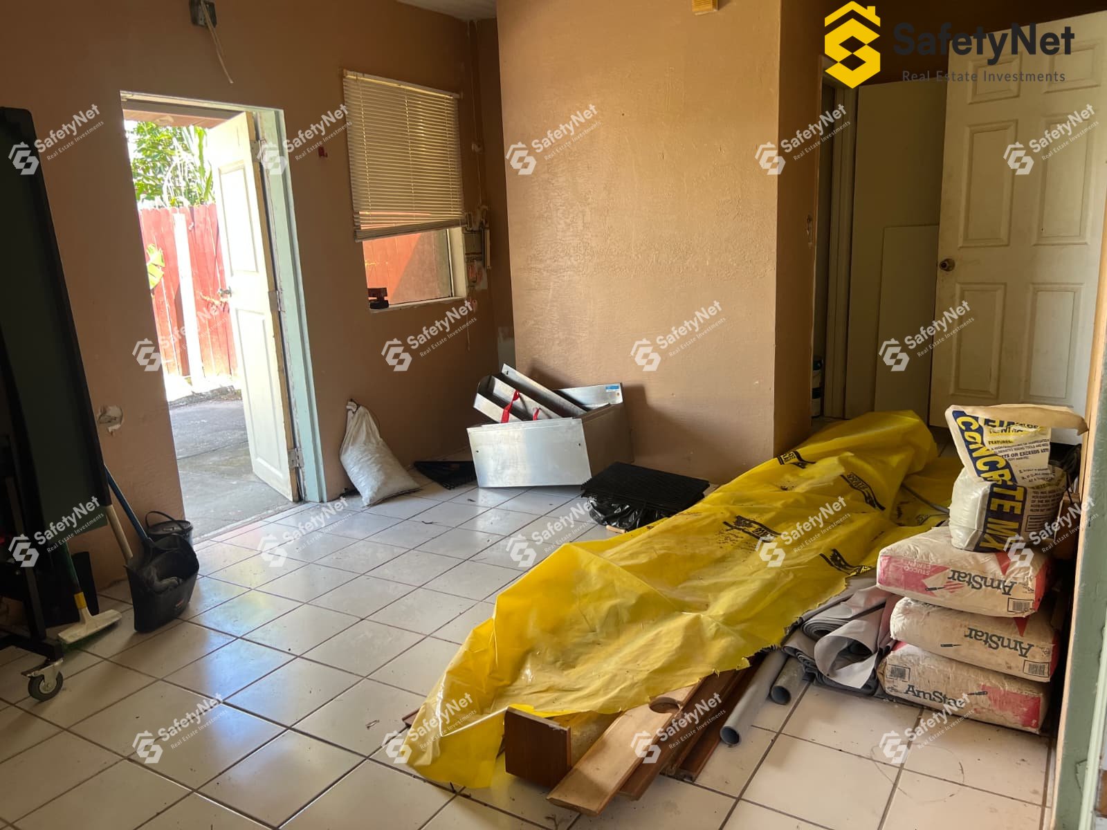 fecf59ef-6428-41b9-8995-ca080c58d242